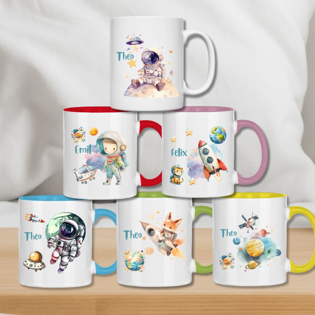 Kindertasse personalisiert – Keramiktasse mit Weltall, Rakete und Namen