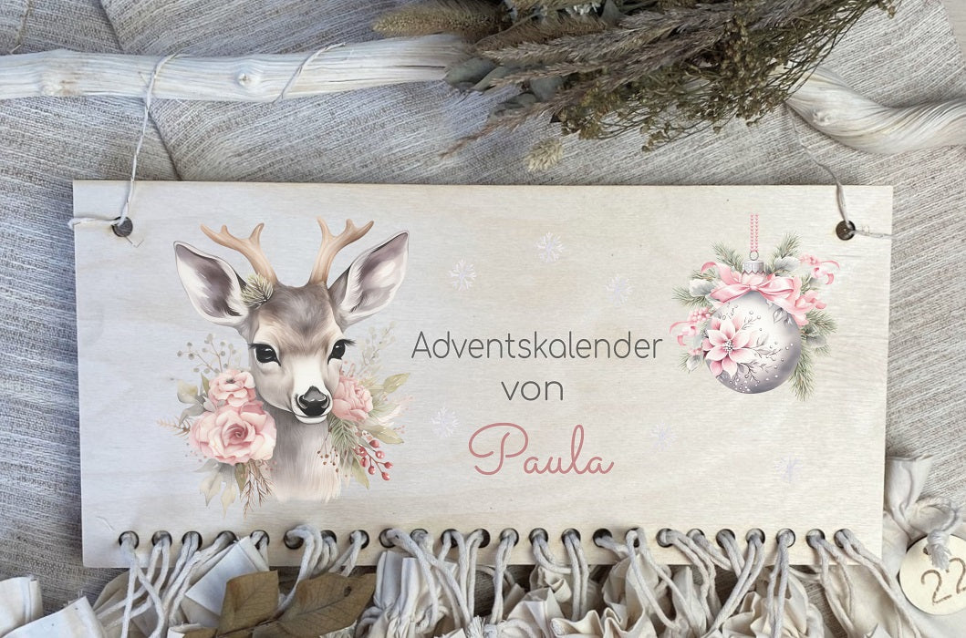 Adventskalender mit Namen und Stoffsäckchen Rehlein