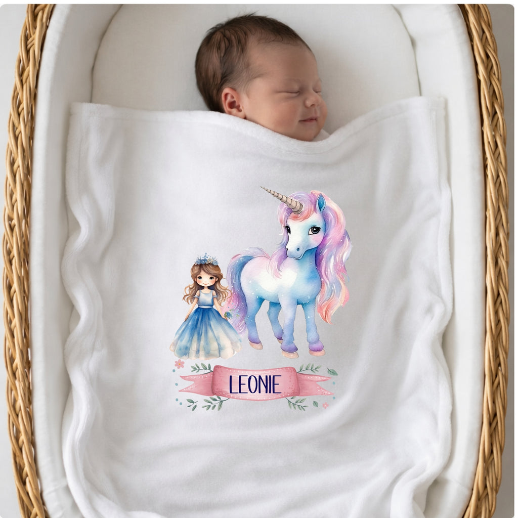 Personalisierte Babydecke mit Namen Einhorn Kuscheldecke