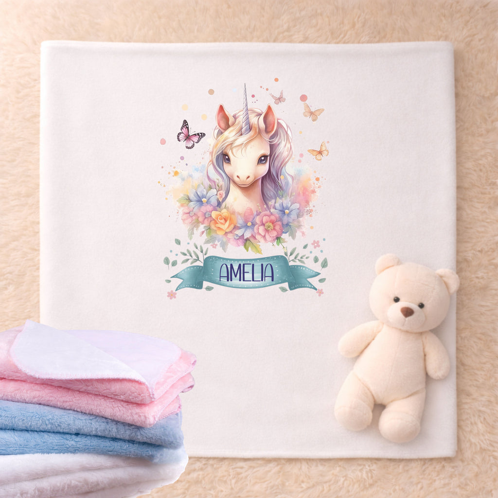 Kuscheldecke Baby Einhorn Motiv personalisiert als Geschenk zur Geburt oder Taufe