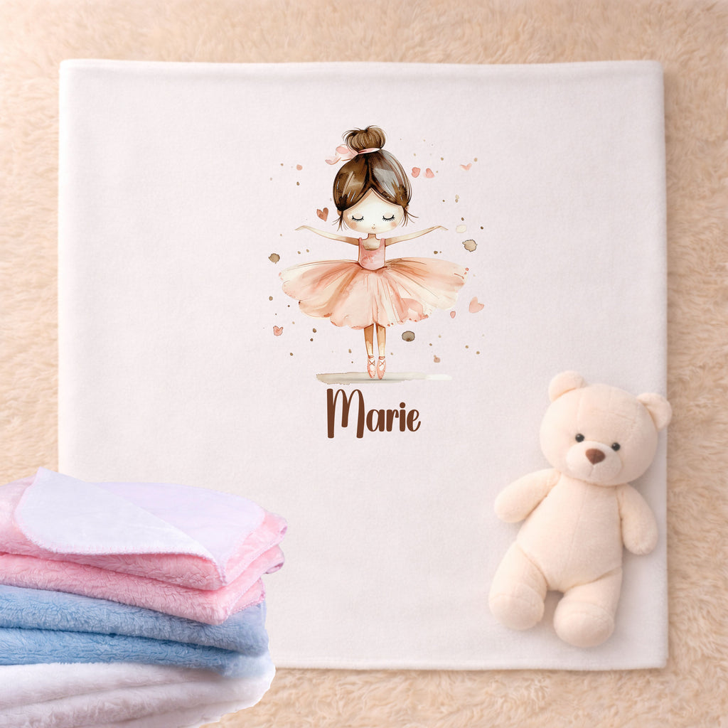 Personalisierte Babydecke mit Namen und Ballerina Motiv aus weichem Pluesch fuer Babys und Neugeborene