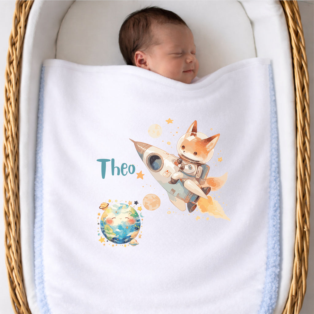 Personalisierte Babydecke mit Namen Weltall Kuscheldecke aus weichem Pluesch mit Sternen und Planeten