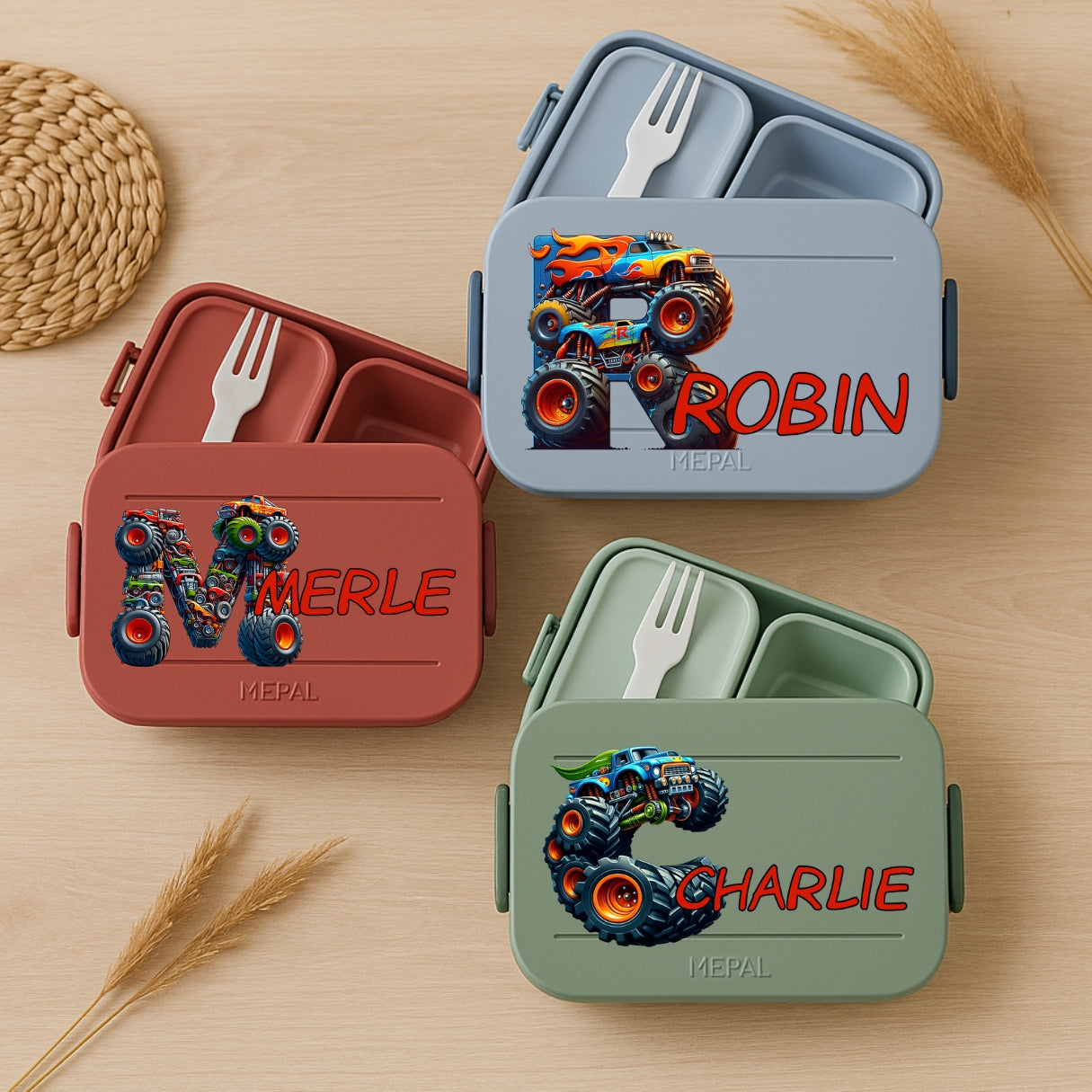 Personalisierte Brotdose mit Namen und Monstertrack Motiv für Kinder