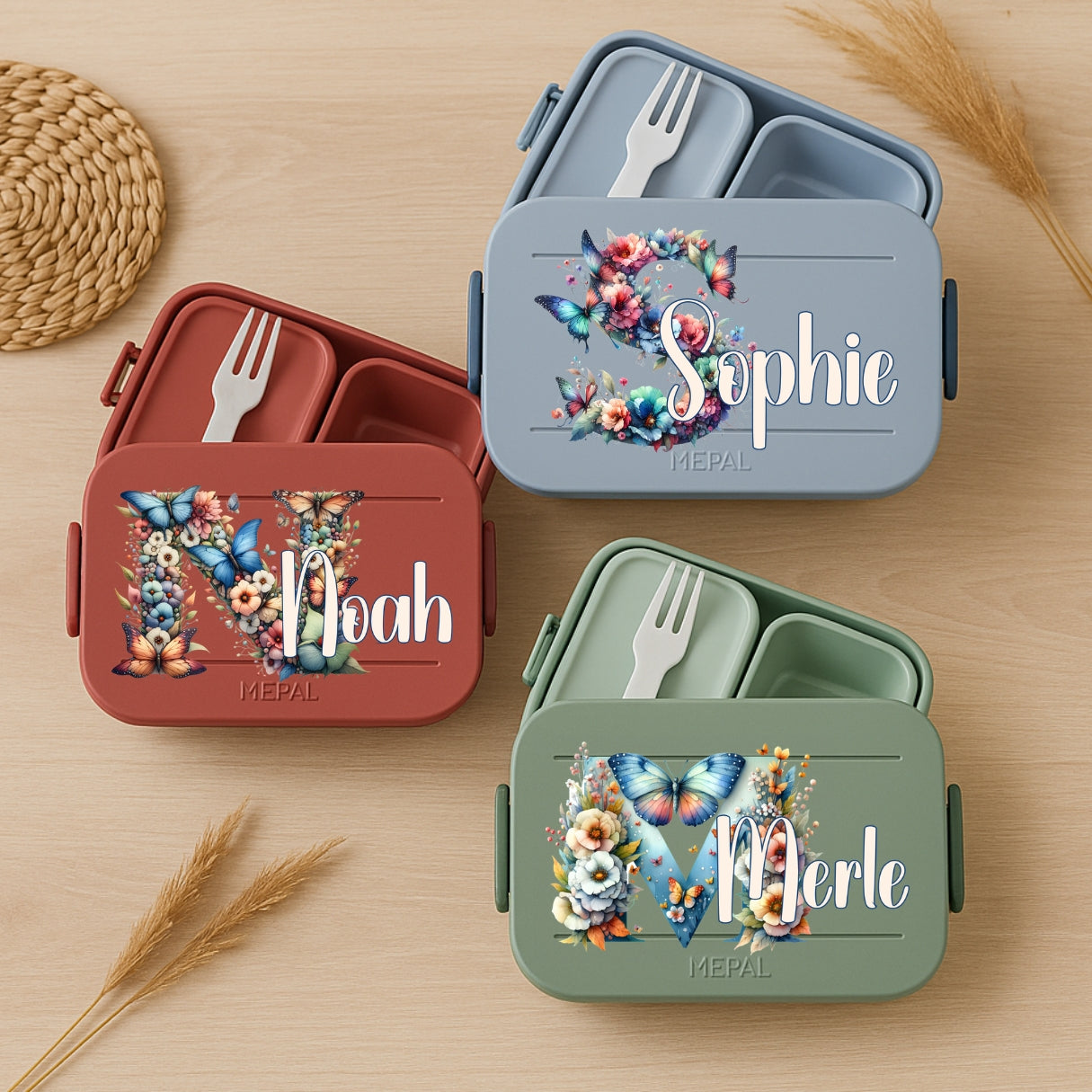 Personalisierte Brotdose mit Namen und Blume Schmetterling Motiv für Kinder