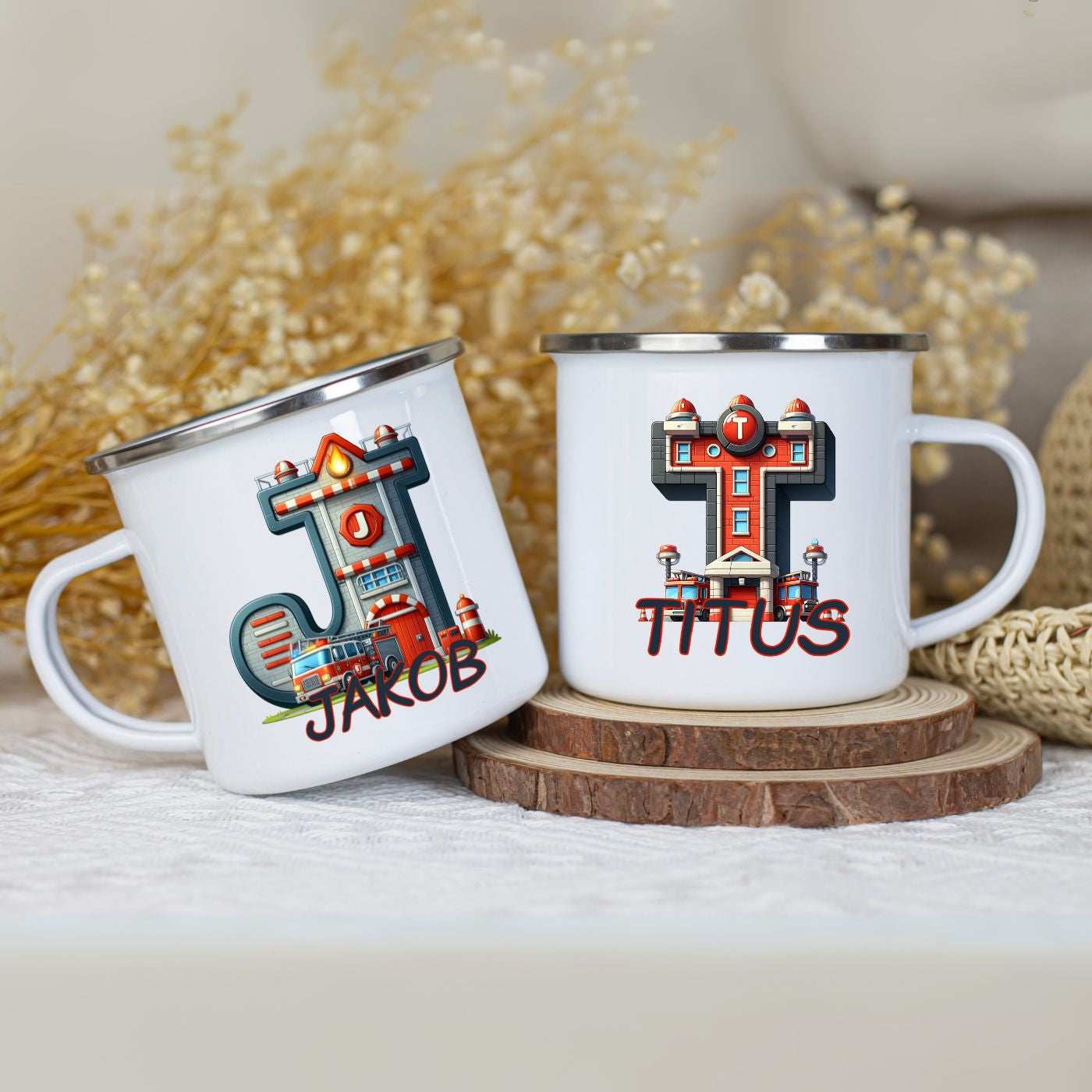 Emaille Becher mit Name personalisiert im Feuerwehr Design