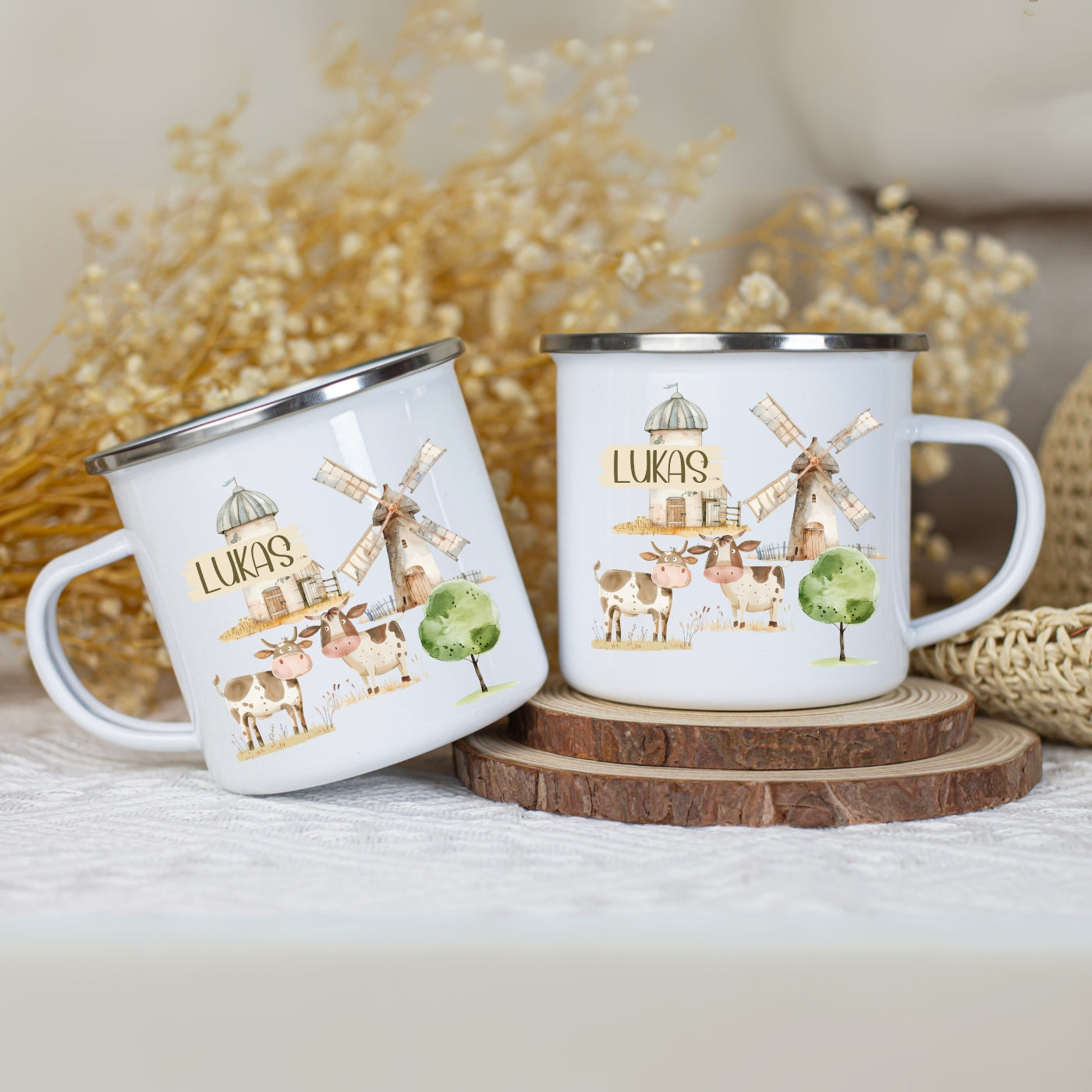 Emaille Tasse personalisiert – mit Bauernhof und Traktor-Motiv