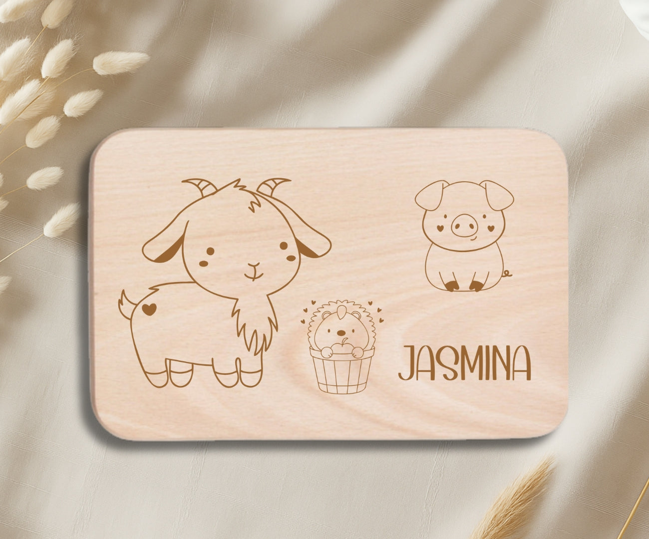 Personalisiertes Holzbrettchen Kinder – Bauernhof Motiv mit Gravur (Kuh, Pferd, Schaf, Dorf)