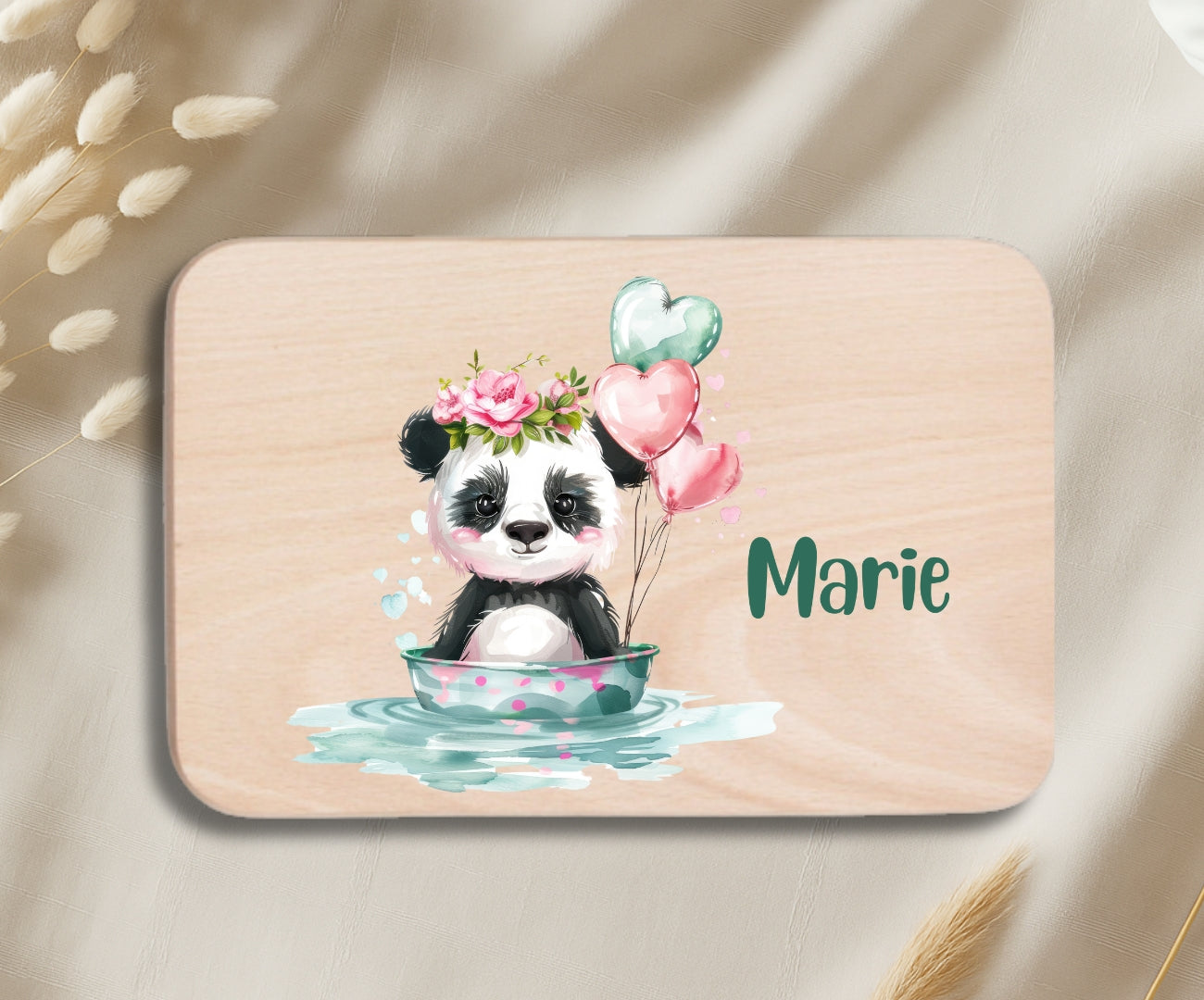 Personalisiertes Holzbrettchen Kinder – Grüne Tierchen Motiv mit Name