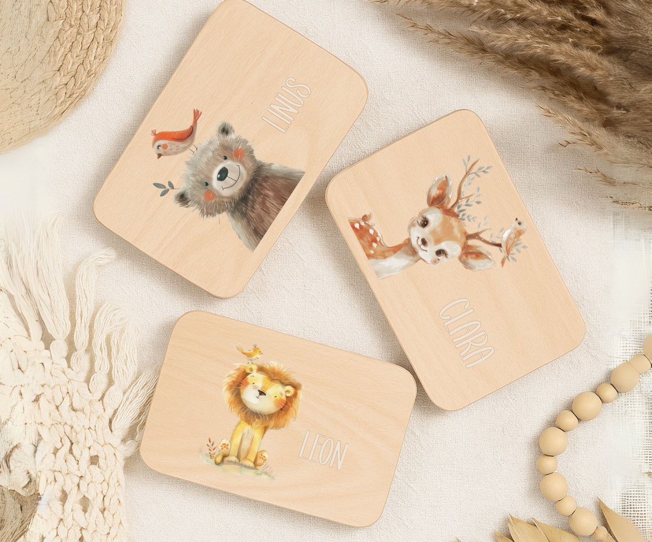 Personalisierte Frühstücksbrettchen Kinder – Beige Tiermotive mit Name