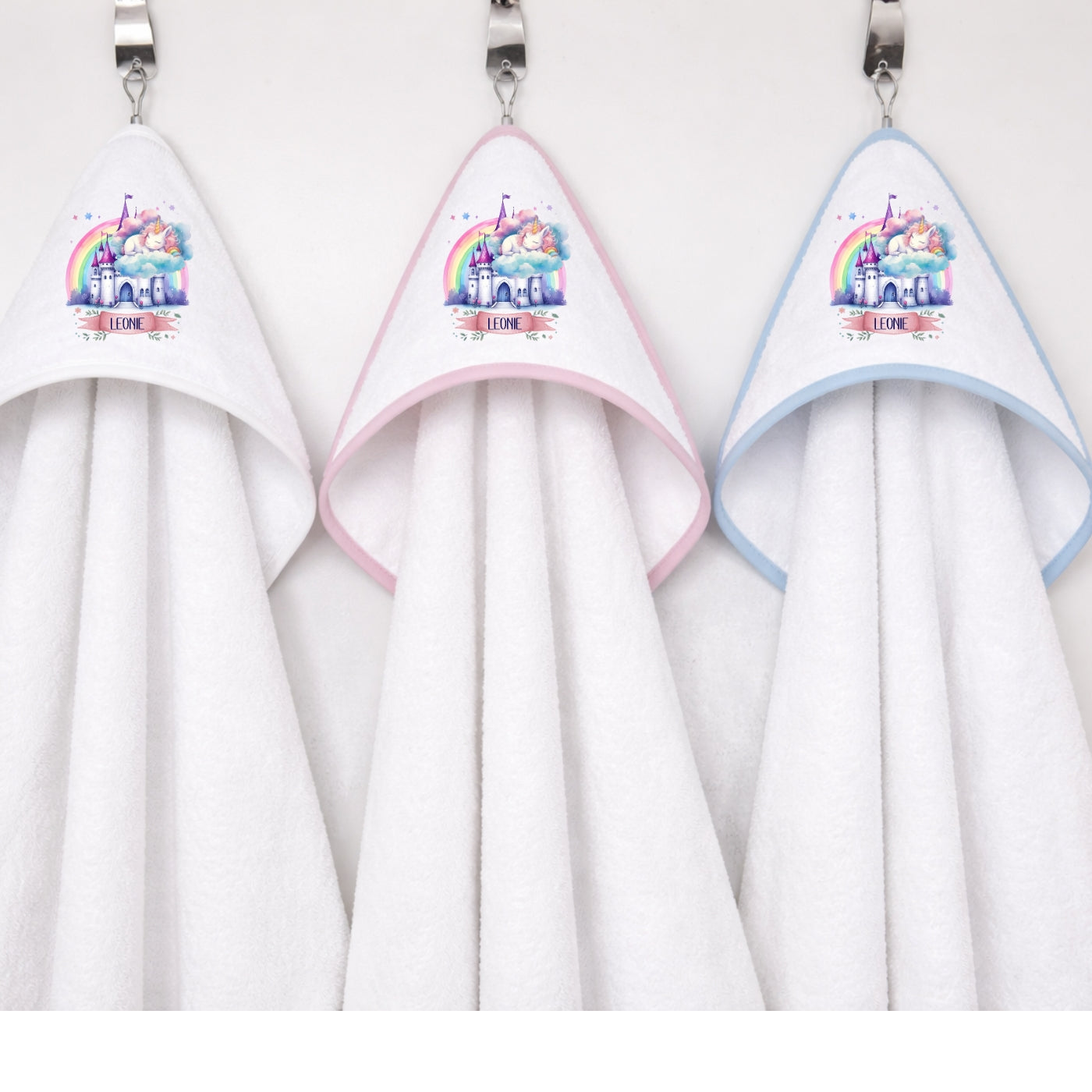 Kapuzenhandtuch Baby personalisiert – Einhorn mit Namen