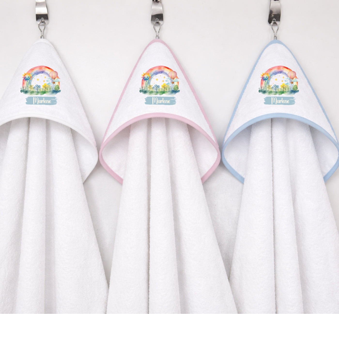 Kapuzenhandtuch Baby personalisiert – Regenbogen mit Namen