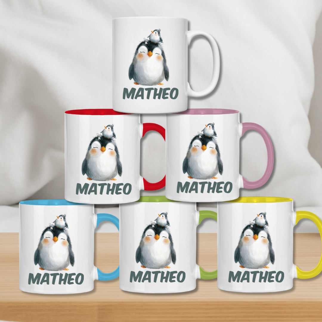 Kindertasse personalisiert – Keramiktasse mit bunten Tieren und Namen