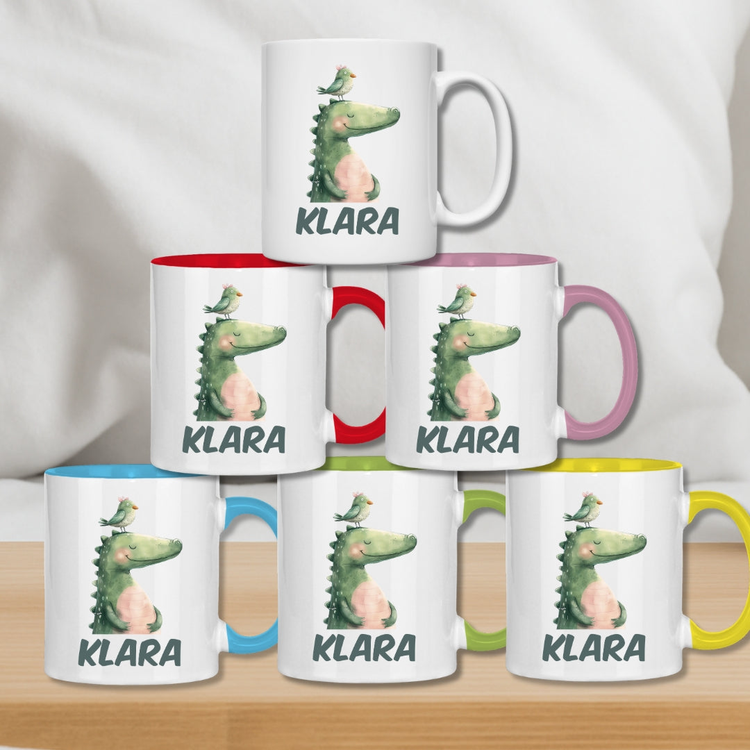 Kindertasse personalisiert – Keramiktasse mit bunten Tieren und Namen