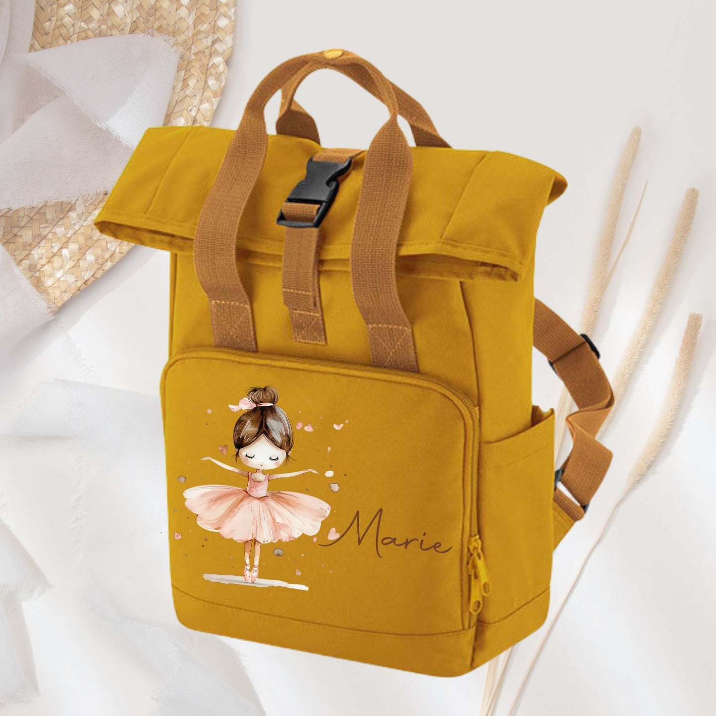 Rucksack für Kinder senf Roll-Top mit mädchenhaften Motiven und Namen personalisiert -Meerjungfrau Ballerina Einhorn