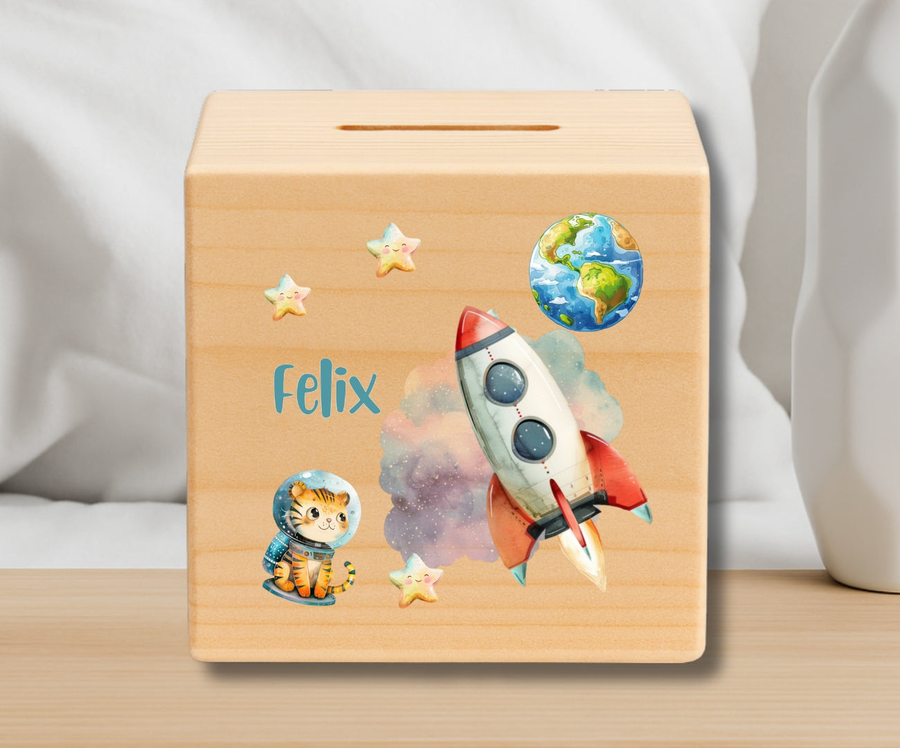 Holz Spardose Kinder personalisiert – Weltall Motiv mit Namen – Rakete, Astronaut, Planeten