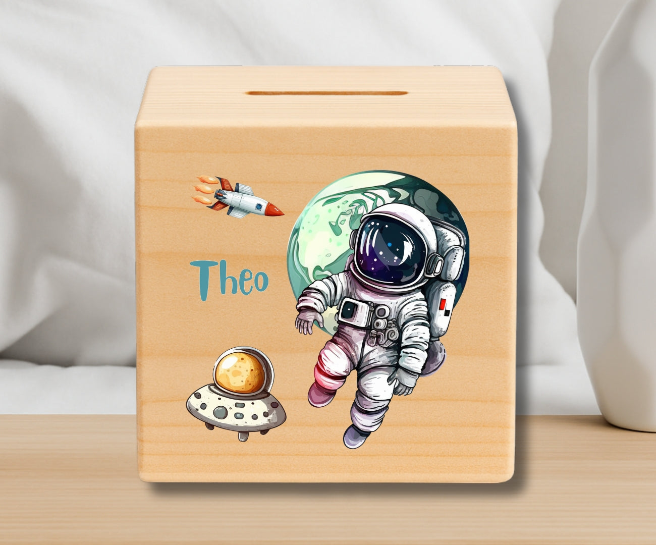 Holz Spardose Kinder personalisiert – Weltall Motiv mit Namen – Rakete, Astronaut, Planeten
