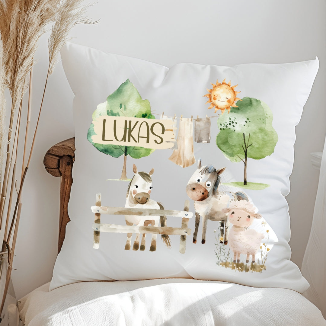 Personalisiertes Bauernhof-Kissen mit Namen – Traktor, Dorf, Pferd