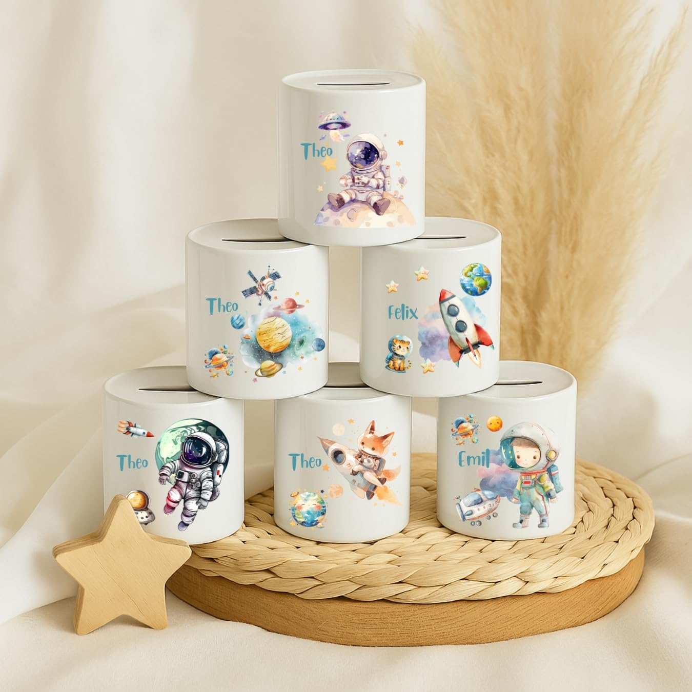 Spardose mit Astronaut, Rakete und Planeten – Keramik – personalisiert mit Namen – Geschenk zur Taufe oder Geburt für Kinder

