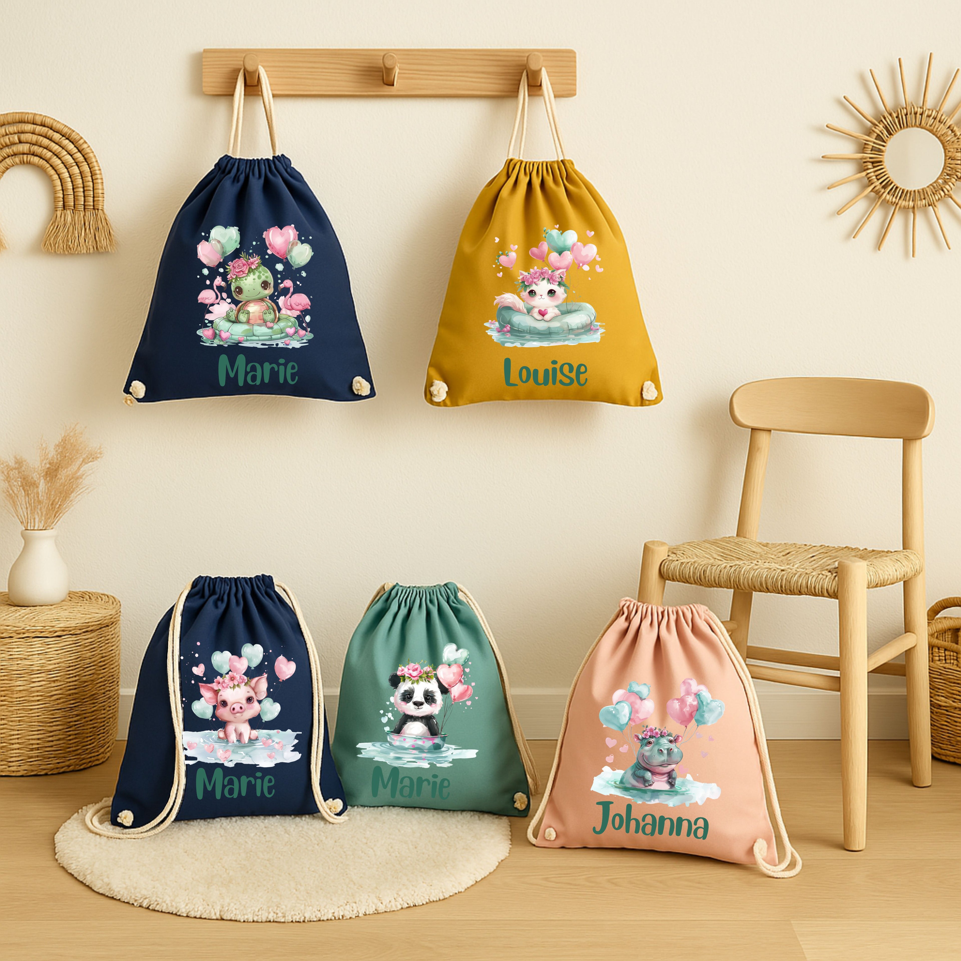 „Turnbeutel für Kinder mit süßen Tiermotiven und Luftballons – Koala, Panda, Schildkröte, Katze, Kuh, Seehund – personalisiert mit Namen, aus Baumwolle“